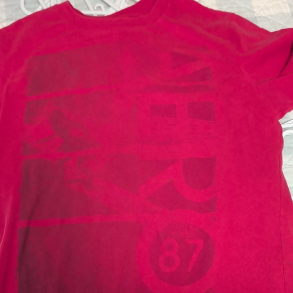 Red Graphic T-Shirt - Picture 1 of 1